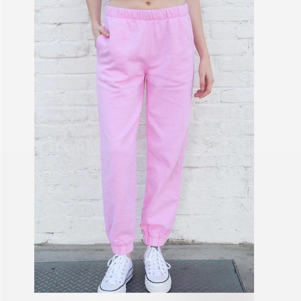 Brandy Melville BUBBLEGUM Pink Jogger Sweatpants